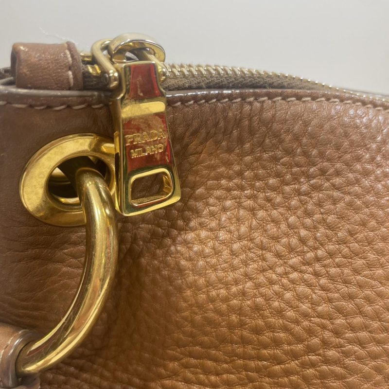 Beautiful soft brown leather authentic Prada shoulder bag 'Sacca Sottospalla' - Image 4
